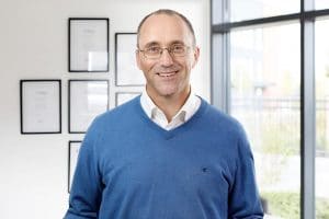 Russell Watson ist zertifizierter Claris FileMaker Experte